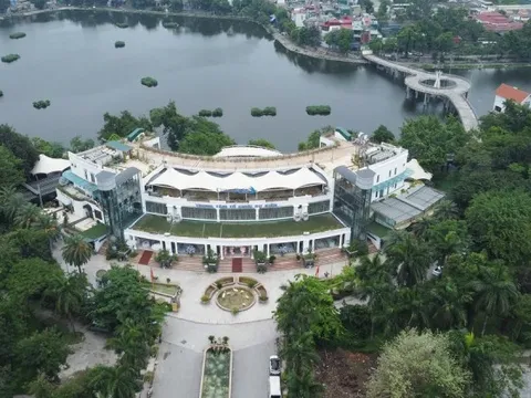 Đổi tên một công viên ở trung tâm Hà Nội
