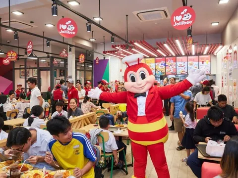 "Đại gia" gà rán Jollibee thắng lớn tại Việt Nam