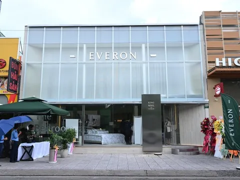 Bắt tay 'gã khổng lồ' sợi vải của Áo, Everpia (EVE) chi lớn cho Flagship Space, chính thức bước vào cuộc đua hàng hiệu 9.000 tỷ của Việt Nam