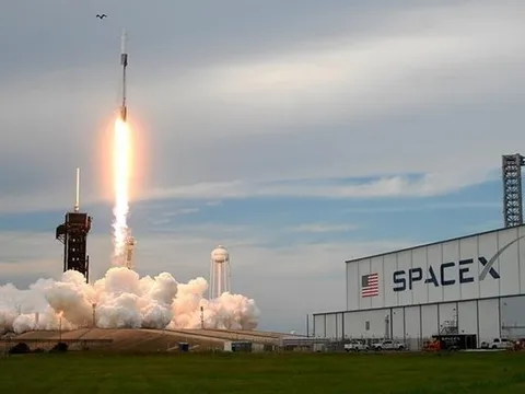 SpaceX của tỷ phú Elon Musk chi 17 tỷ USD mở rộng mảng kết nối 5G