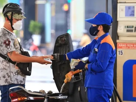 Bộ Công Thương đề xuất cơ chế mới về tính giá xăng dầu