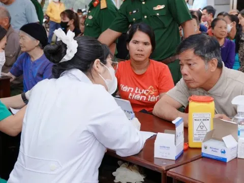 Người từ 75 tuổi không có lương hưu, được cấp BHYT miễn phí?
