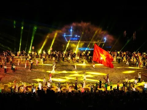 Lễ hội Sông nước Tp.HCM giành “cú đúp” Giải Vàng IBA 2025