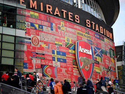 Arsenal cần lắng nghe cổ động viên