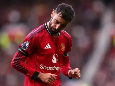 Bruno Fernandes được khen "đỉnh hơn" sao Liverpool và Chelsea