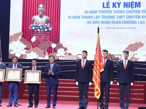 'Ngày đặc biệt' của trường chuyên có bề dày 60 năm truyền thống