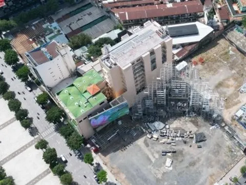 Cận cảnh khu đất 'vàng' bỏ hoang gần 10 năm giữa trung tâm TP.HCM
