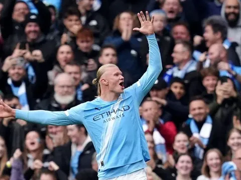 Pep Guardiola: "Man City không thể tiếp tục phụ thuộc vào Haaland"