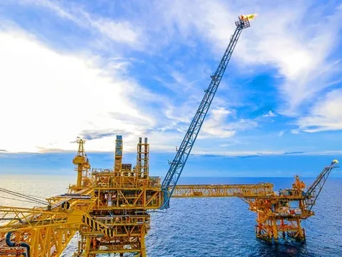 PVS đang giữ hơn 16.800 tỷ đồng tiền mặt