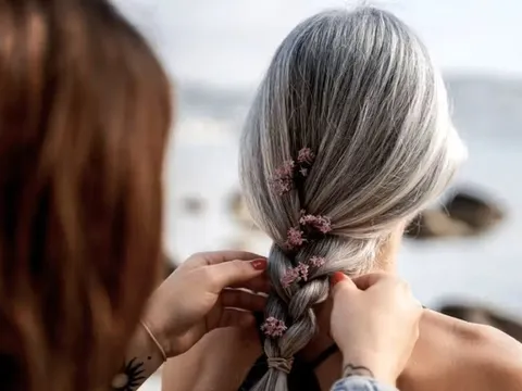 Liên hệ bất ngờ giữa tóc bạc và ung thư: Một tin tốt