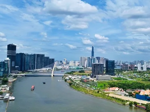 Chính phủ điều chỉnh loạt chỉ tiêu kinh tế, đưa Tp.HCM thành siêu đô thị đa cực