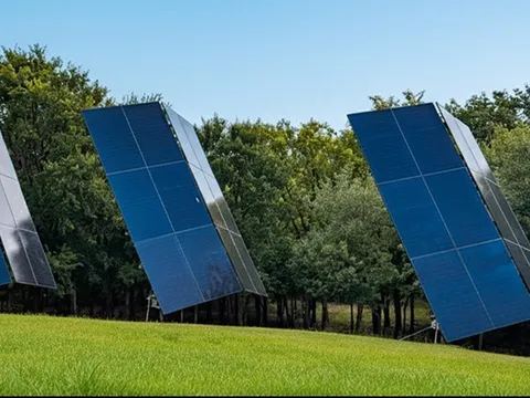 Năng suất đột phá với tháp năng lượng mặt trời 3D