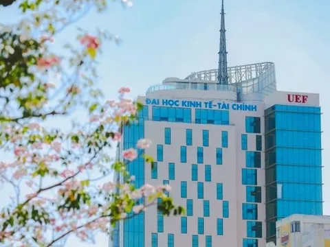 Trường Đại học UEF dưới sự đồng hành của Hệ thống giáo dục HUTECH