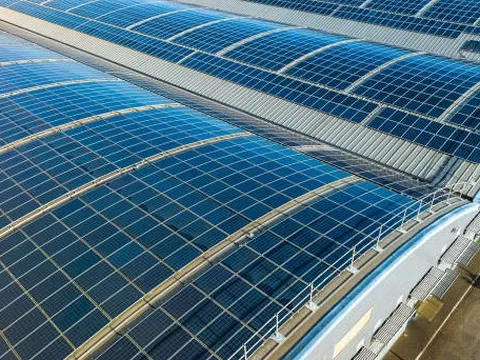 Gần 190.000 tấm pin năng lượng mặt trời được lắp đặt ở nơi không ngờ