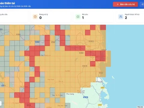Nhóm kỹ sư FPT thức trắng đêm làm phần mềm miễn phí giúp dự báo mưa lũ, theo dõi ngập và gửi tín hiệu kêu cứu