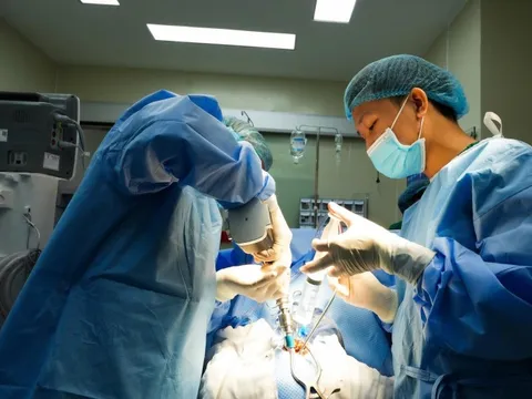 Người đàn ông mắc bệnh hiếm gặp với “làn khói ” bỗng sinh ra trong não