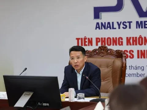 Cổ phiếu PVI tăng 70% trong 6 tháng, bao giờ PVN thoái trọn lô 35% vốn cổ phần?