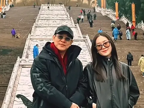 Lý Liên Kiệt xuất tại núi Cửu Hoa sau tin đồn thay máu và trẻ hóa