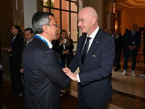 Chủ tịch FIFA chúc mừng bóng đá Việt Nam sau kỳ tích tại SEA Games 33