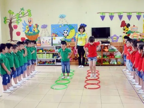 Hoàn thành dứt điểm sắp xếp cơ sở giáo dục mầm non, phổ thông, giáo dục thường xuyên trước 31/12/2025