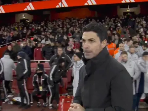 Arteta lên tiếng khi HLV Emery không bắt tay sau chiến thắng đậm của Arsenal