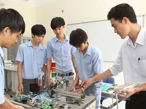 Chế độ phụ cấp nhà giáo trong cơ sở giáo dục nghề nghiệp công lập