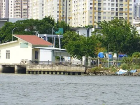 TPHCM: Xử lý 108 trường hợp lấn chiếm sông, kênh rạch