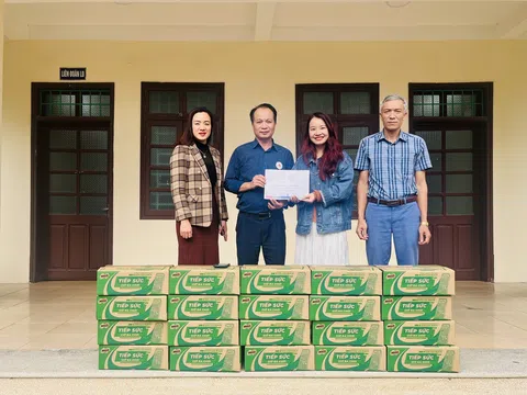 Nestlé Việt Nam tặng gần 6.000 phần quà cho các gia đình có hoàn cảnh khó khăn nhân dịp Tết Nguyên đán